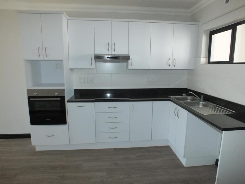 To Let 2 Bedroom Property for Rent in Buhrein Western Cape